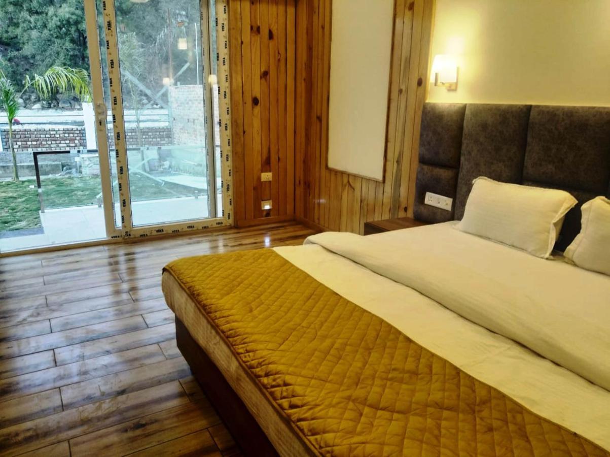 Qcent Woods Resort & Spa, Рішикеш Екстер'єр фото