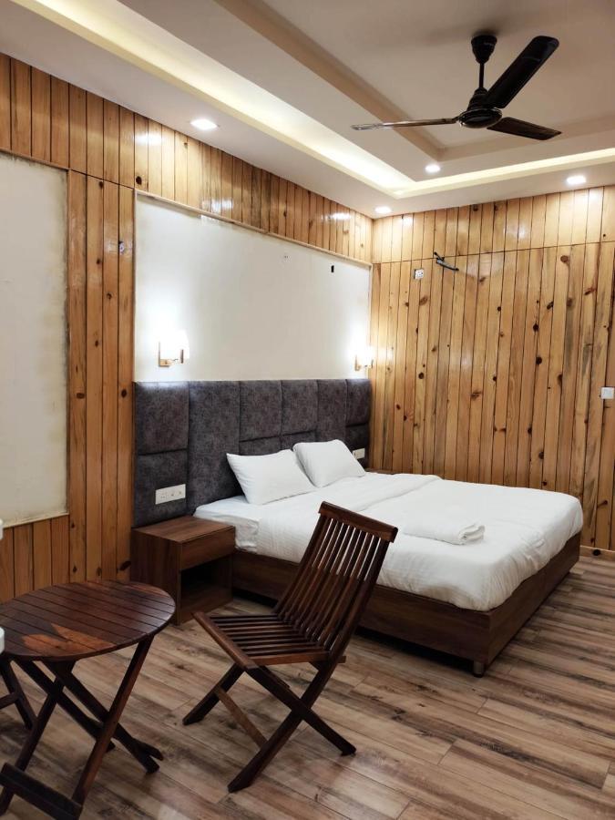 Qcent Woods Resort & Spa, Рішикеш Екстер'єр фото