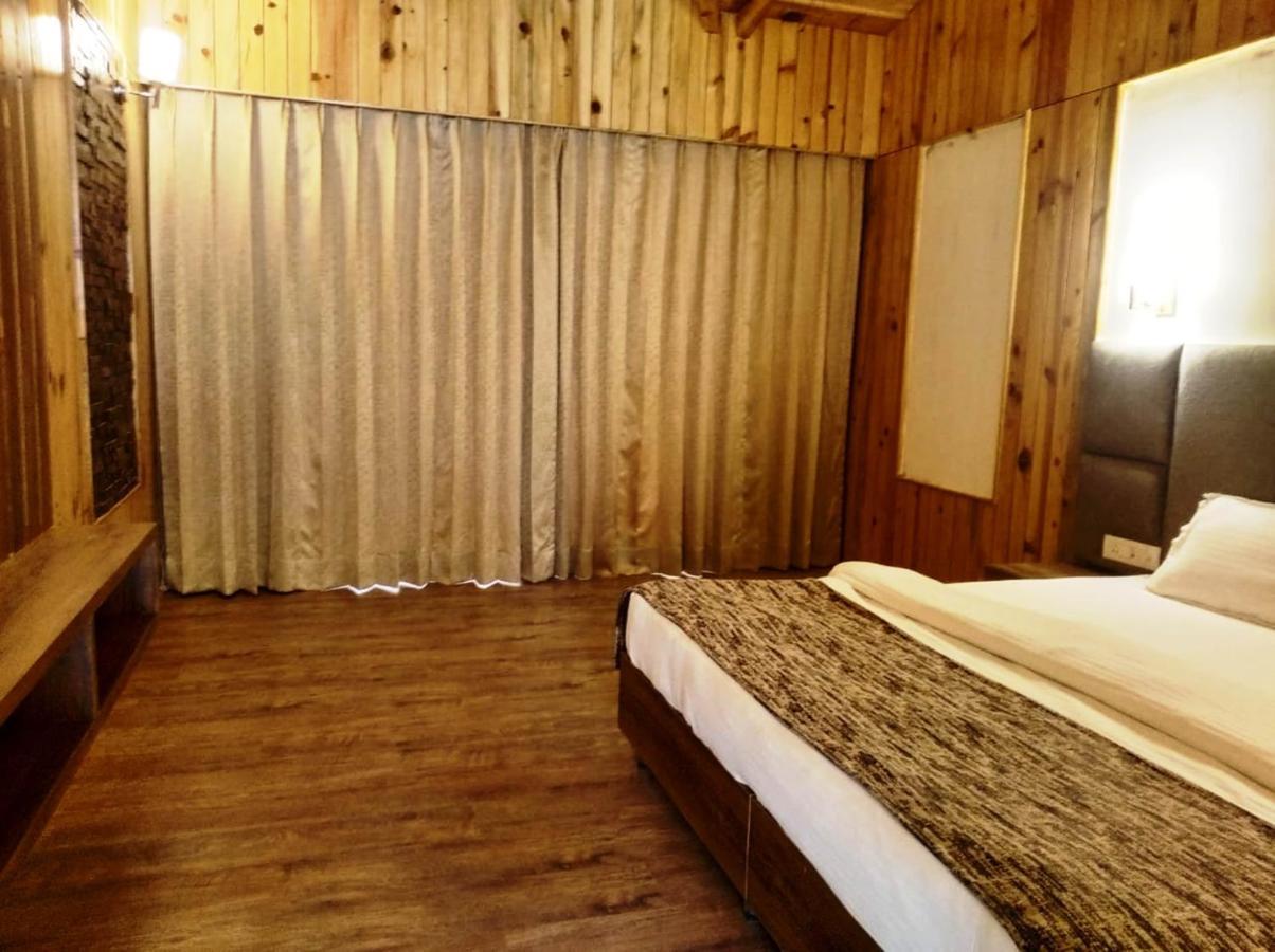 Qcent Woods Resort & Spa, Рішикеш Екстер'єр фото