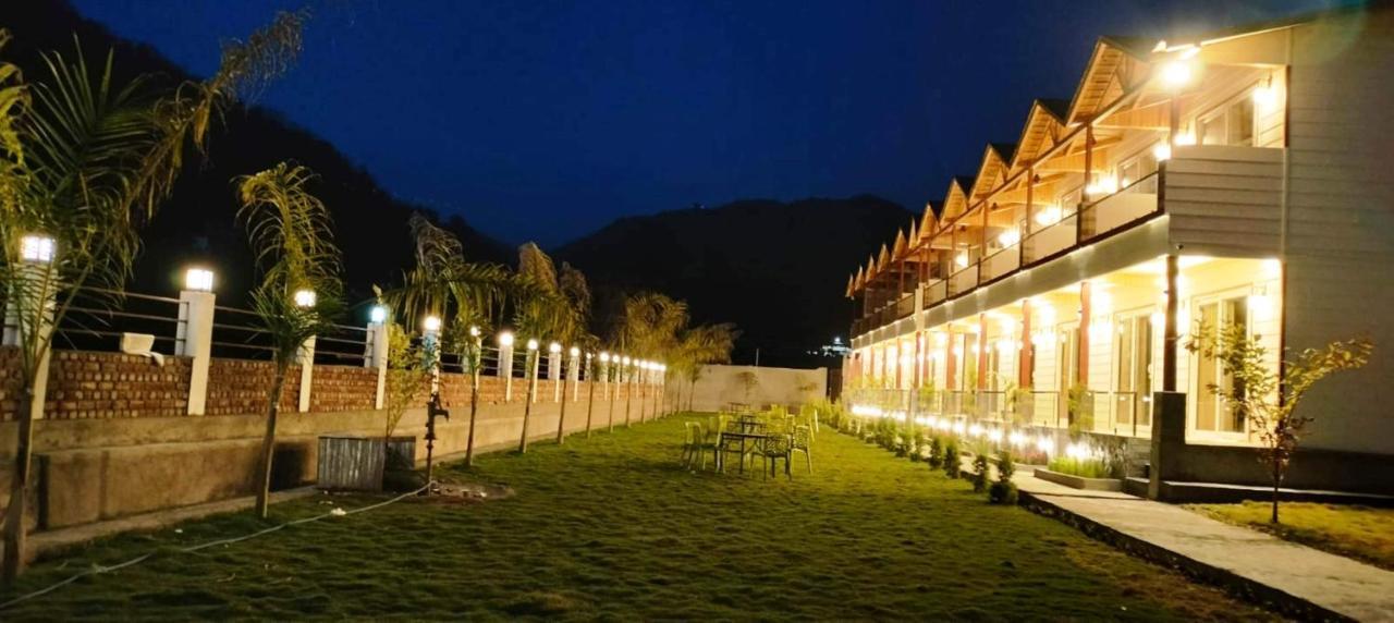 Qcent Woods Resort & Spa, Рішикеш Екстер'єр фото