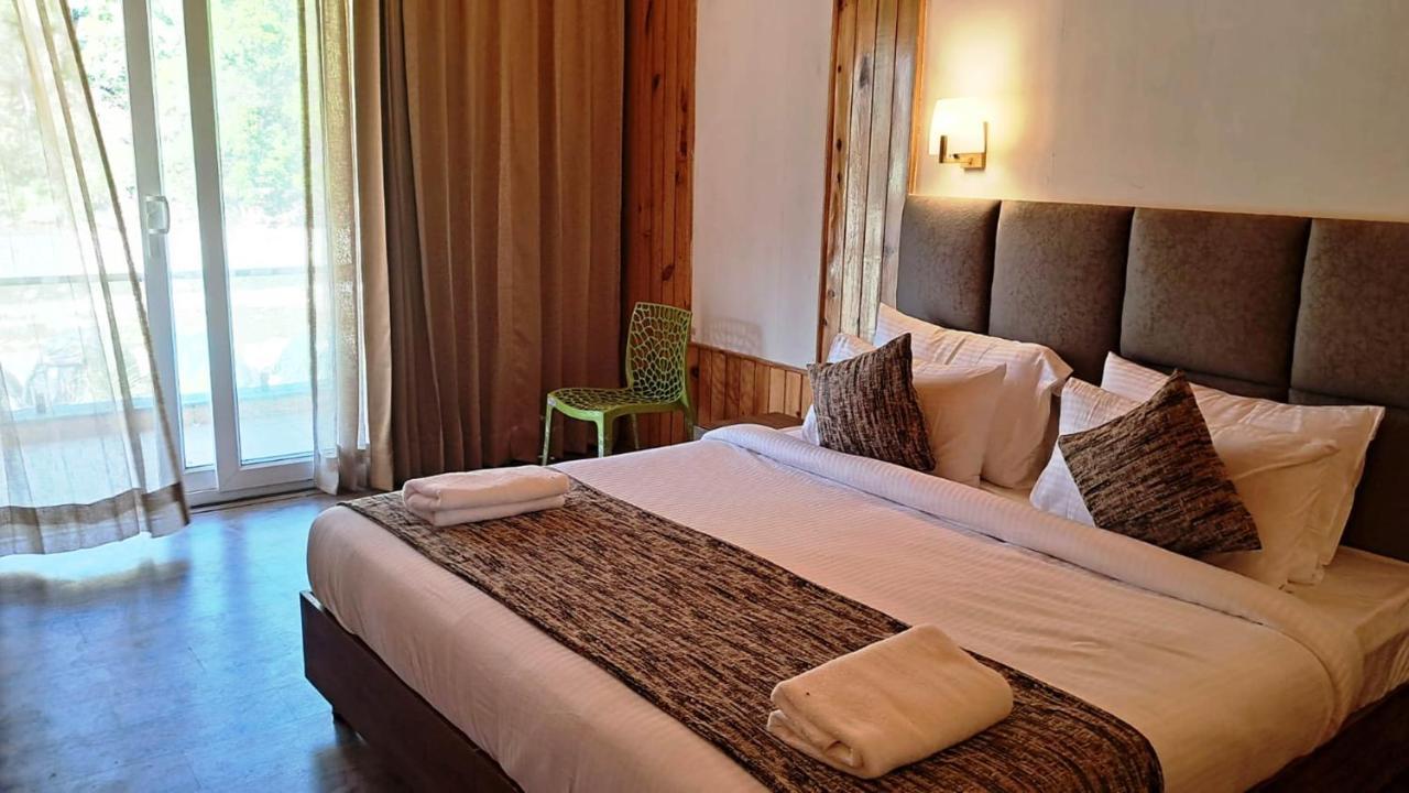Qcent Woods Resort & Spa, Рішикеш Екстер'єр фото