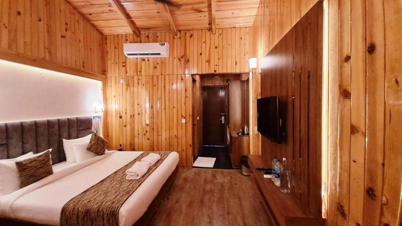 Qcent Woods Resort & Spa, Рішикеш Екстер'єр фото