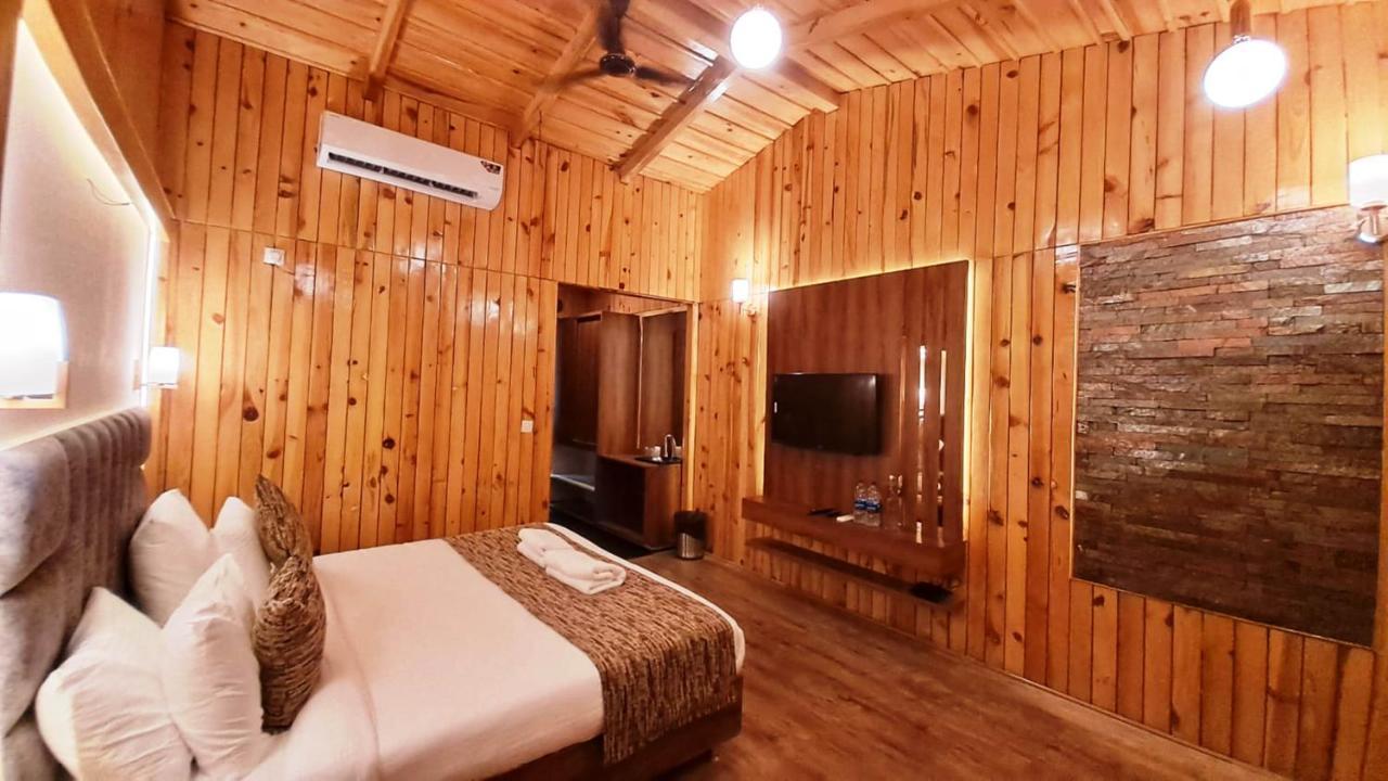 Qcent Woods Resort & Spa, Рішикеш Екстер'єр фото