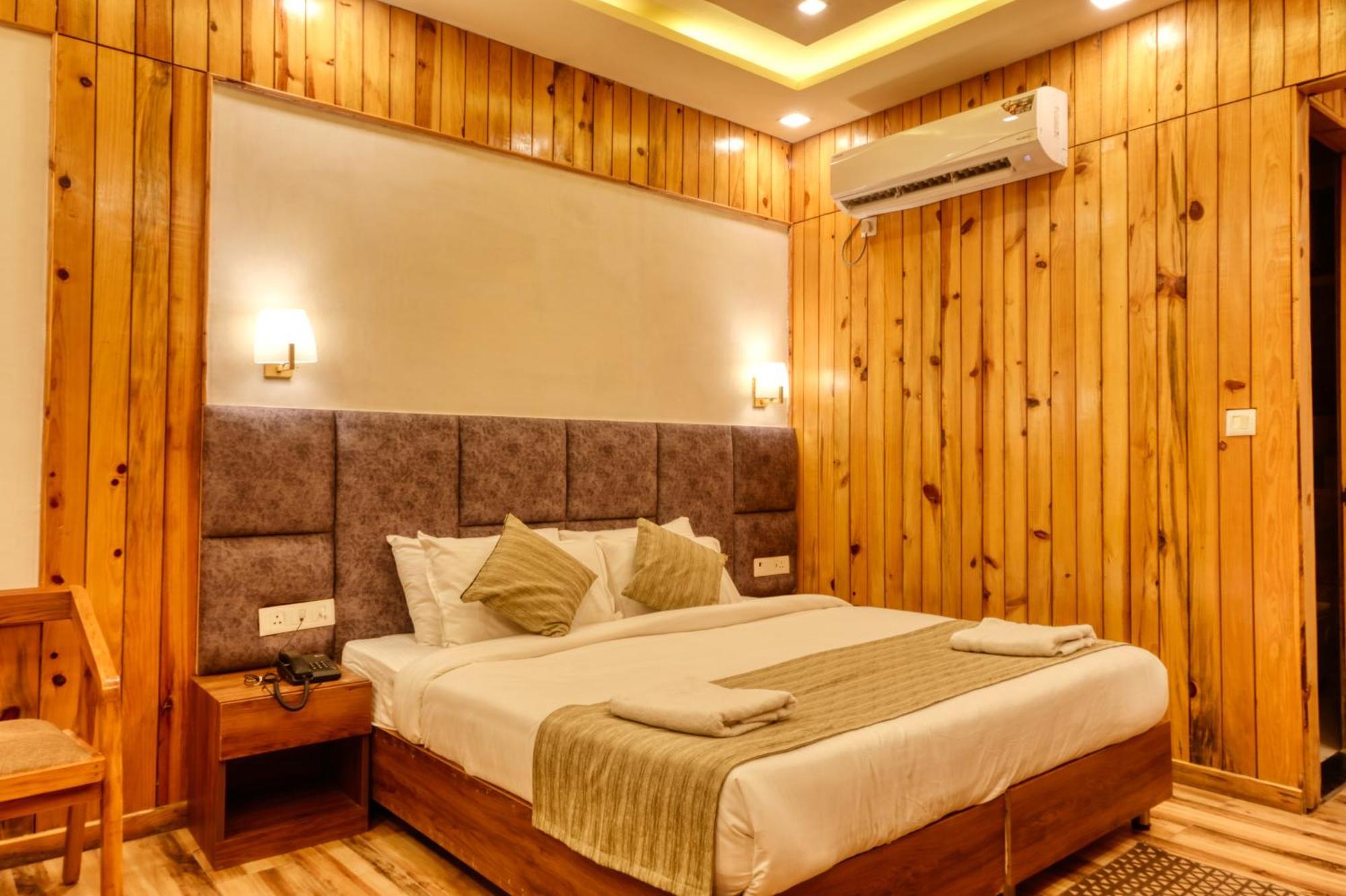 Qcent Woods Resort & Spa, Рішикеш Екстер'єр фото