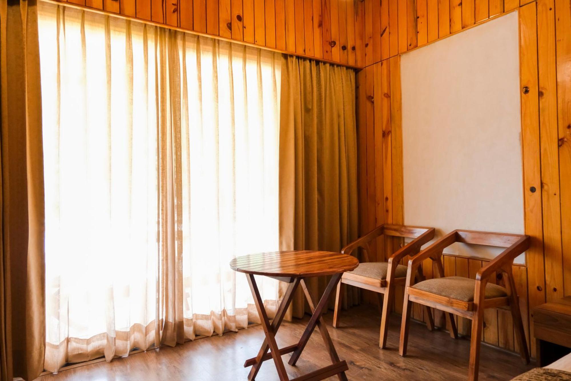 Qcent Woods Resort & Spa, Рішикеш Екстер'єр фото