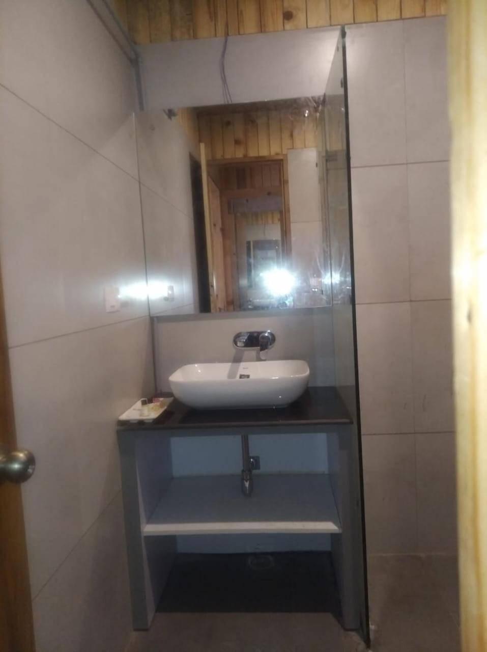 Qcent Woods Resort & Spa, Рішикеш Екстер'єр фото